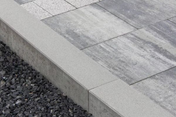 Obrubníkový lem  NOVÁTOR